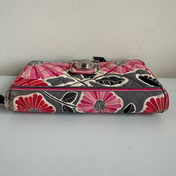 Vera Bradley Cheery Blossoms Turn Lock Wallet Large Daily Clutch Organizer Wear - Picture 6 of 12